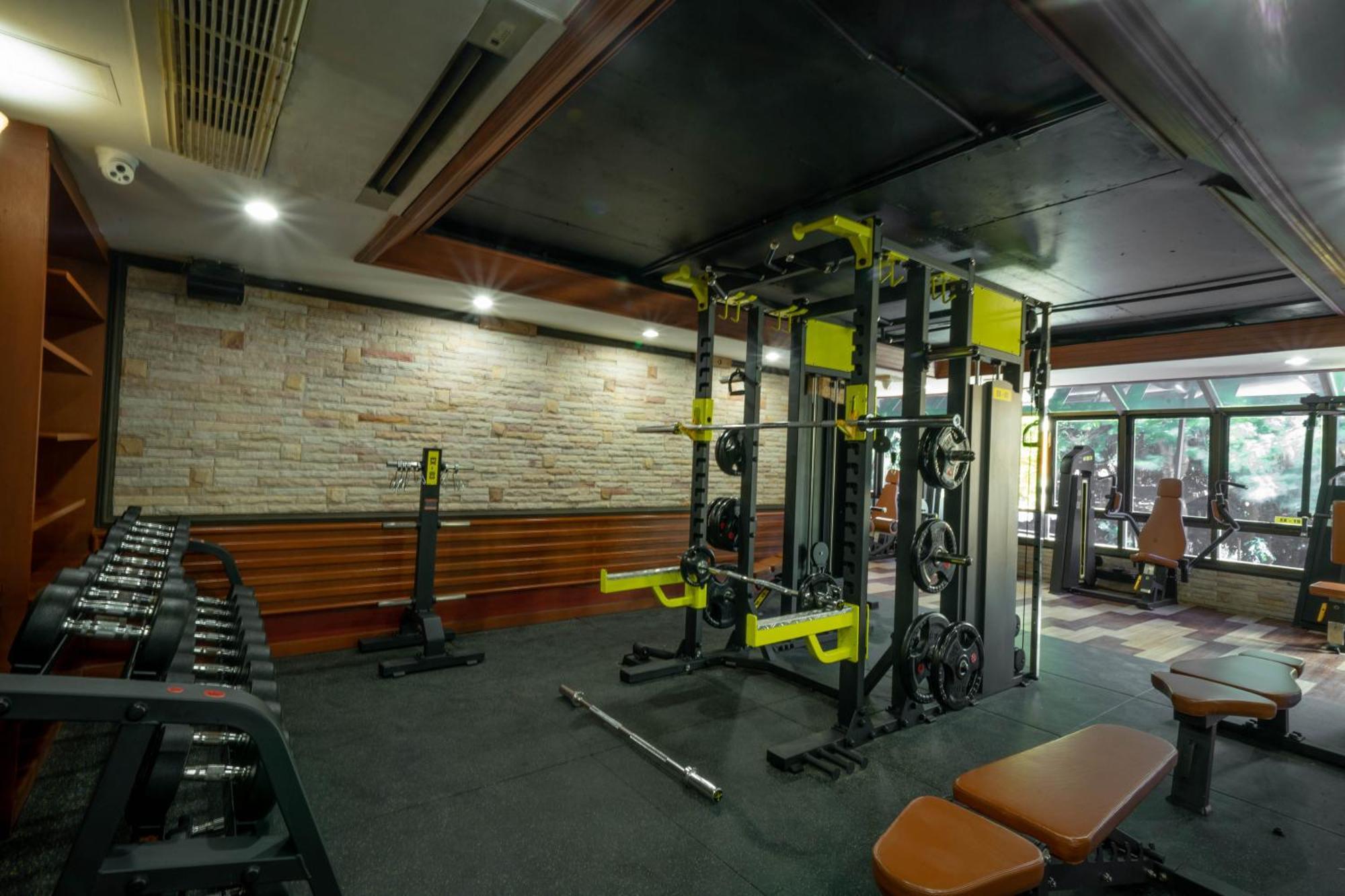 La Vintage Resort Patong Экстерьер фото