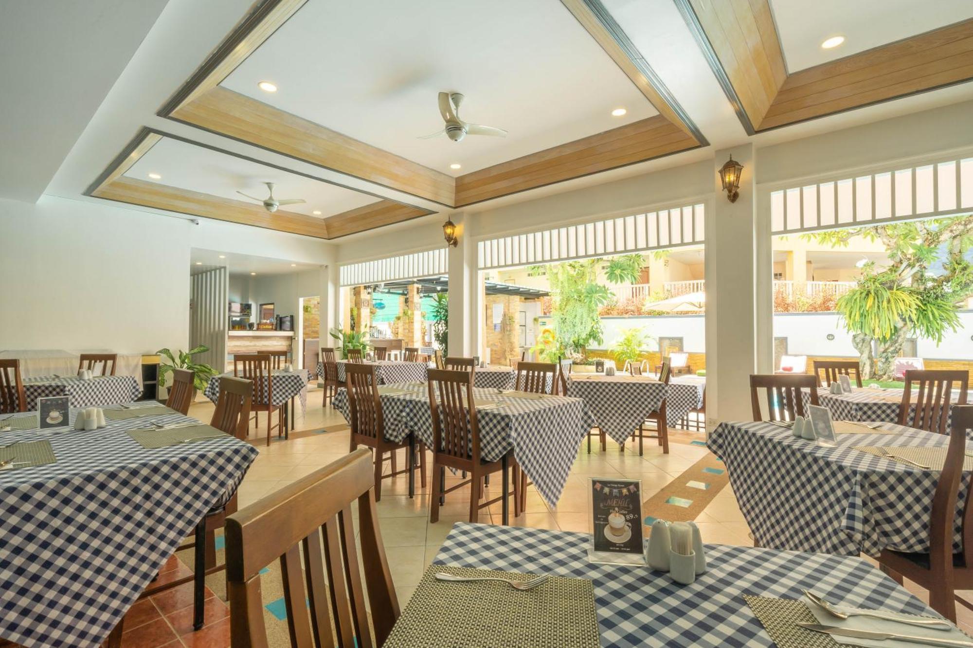 La Vintage Resort Patong Экстерьер фото