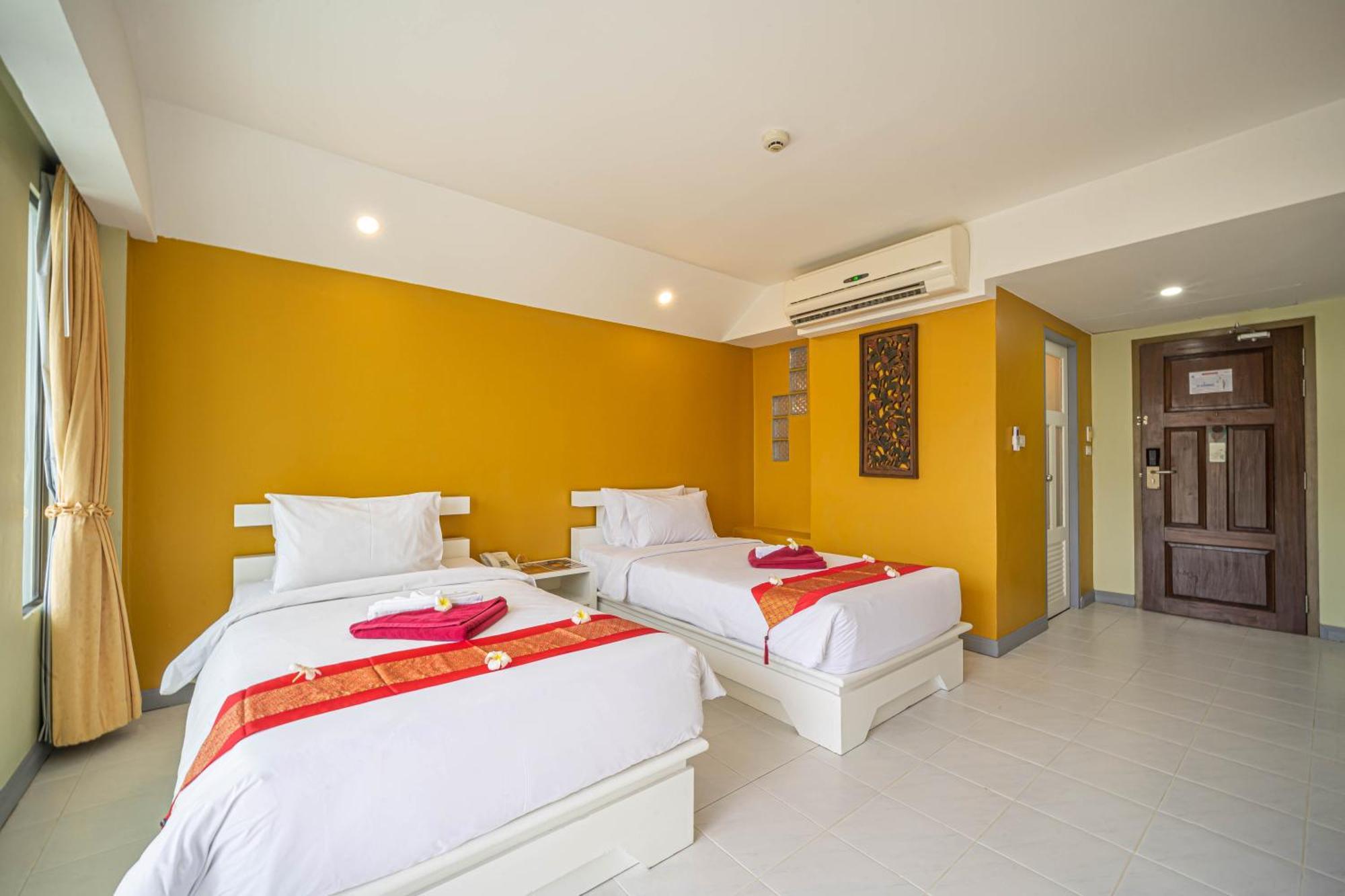 La Vintage Resort Patong Экстерьер фото